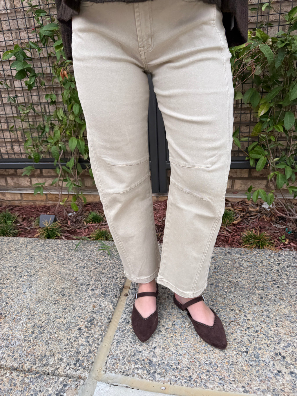 The Oliver Barrel Jeans
